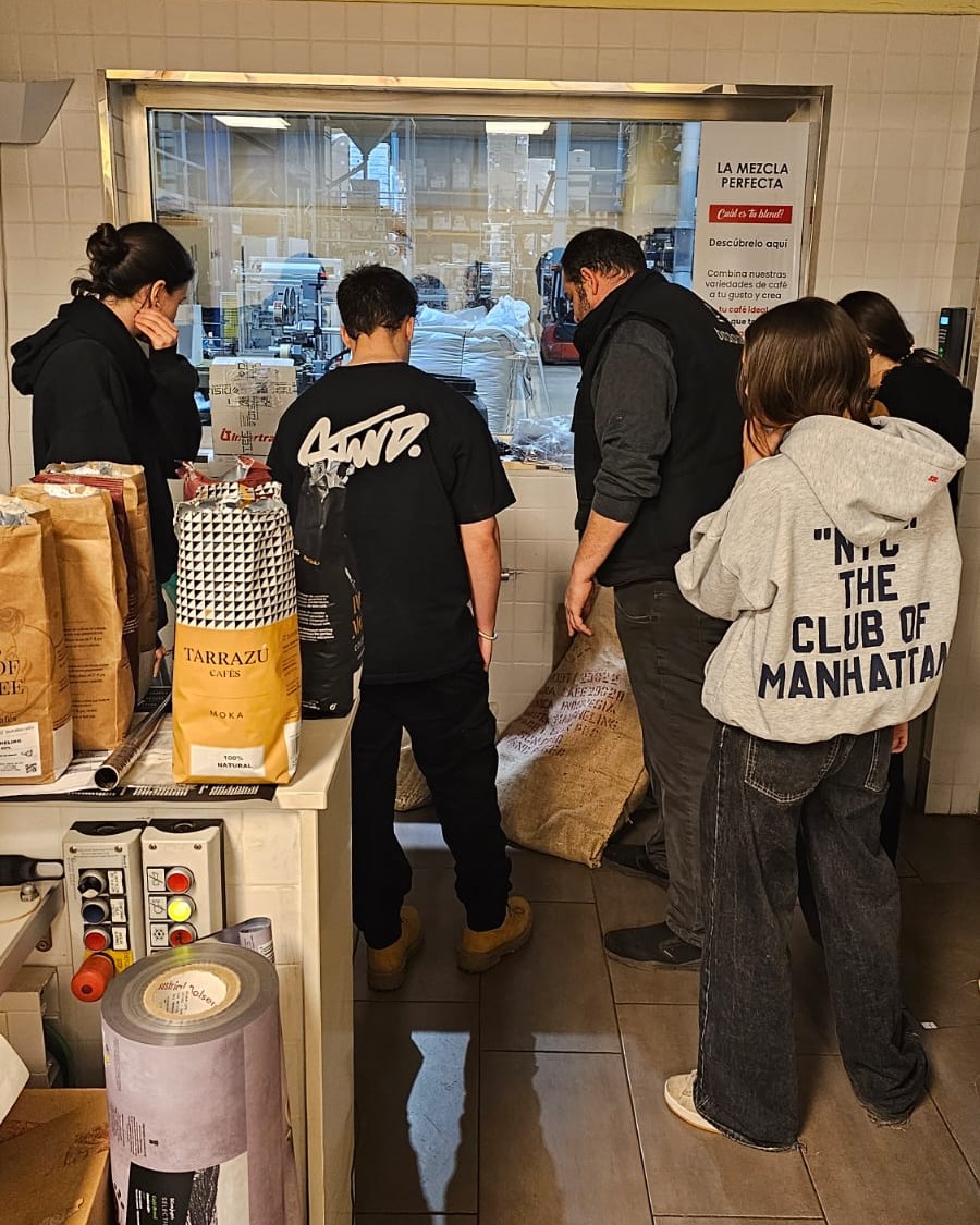 Visita alumnos Alba a Cafés Batalla